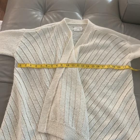 Lou & Grey Soft Cozy Cardigan
Sweater - Picture 6 of 10